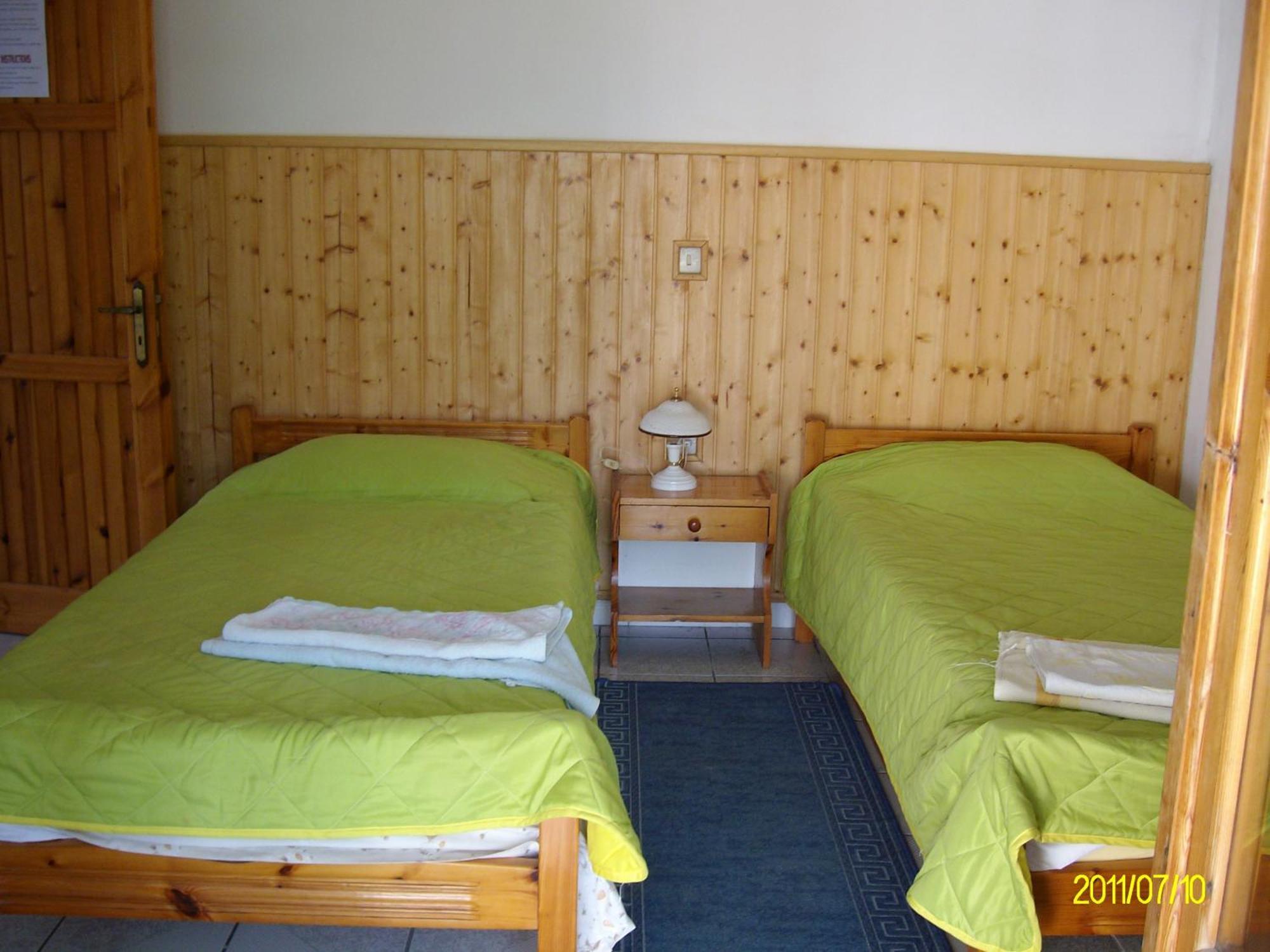 Lakis Apartments Aharávi Kültér fotó