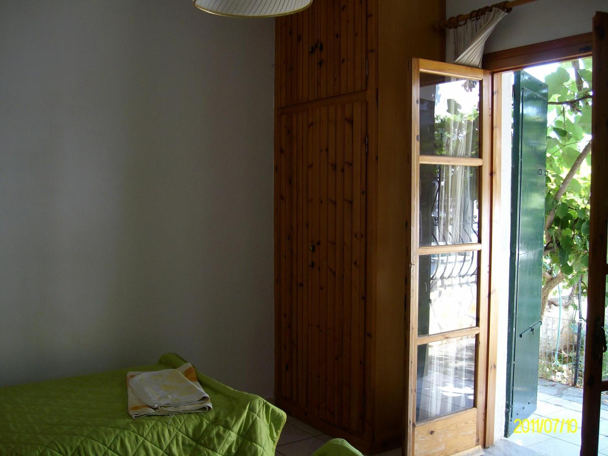 Lakis Apartments Aharávi Kültér fotó