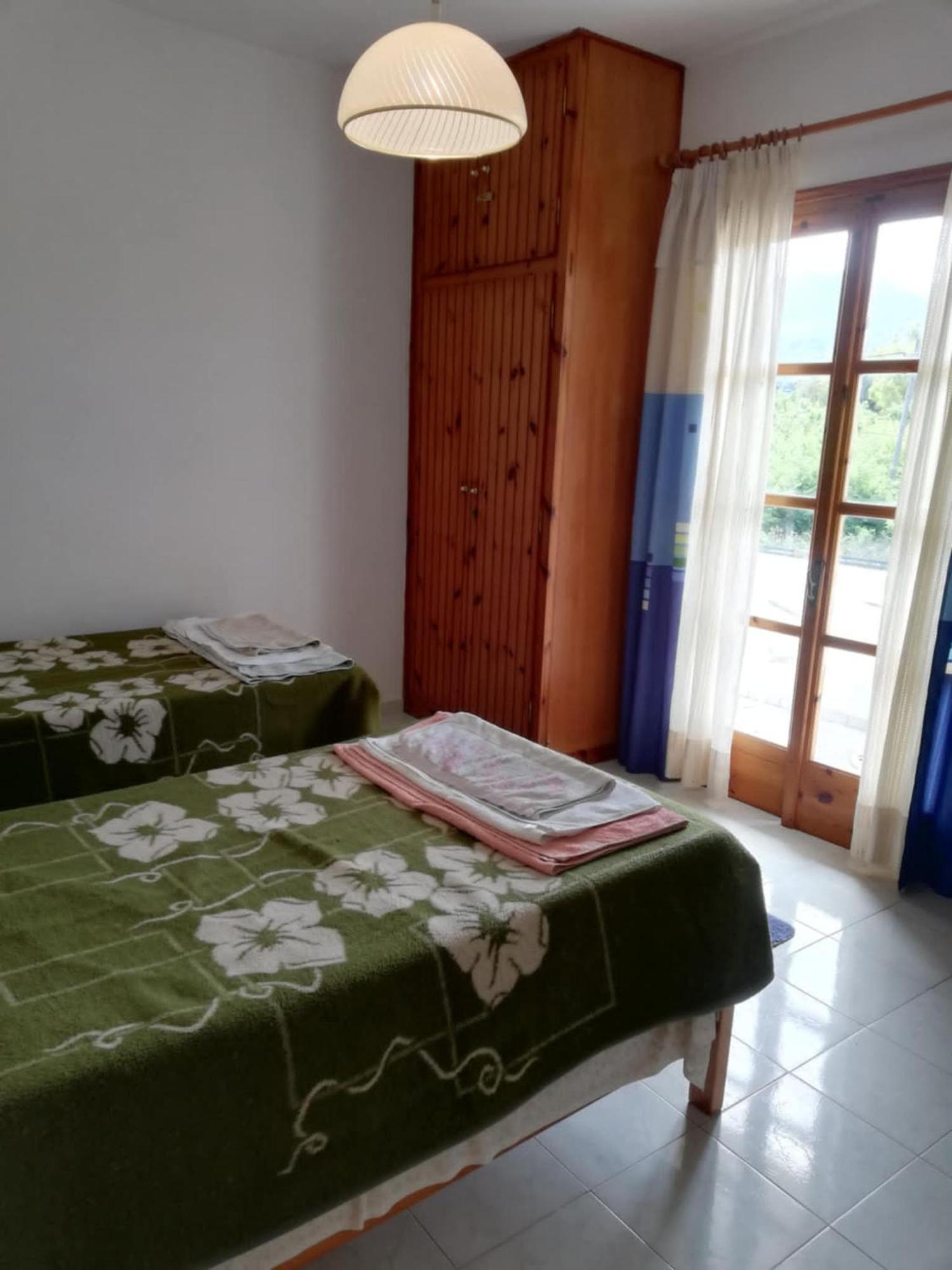 Lakis Apartments Aharávi Kültér fotó